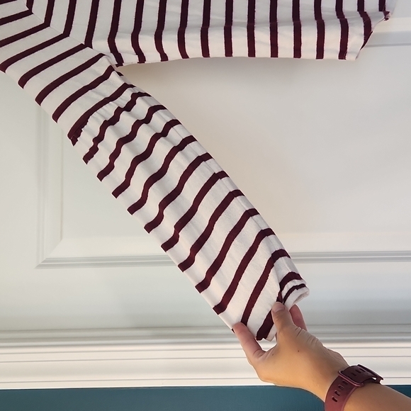 OLD Navy Lightweight Crewneck Long Sleeve Striped Sweater, X-small - Picture 2 of 9